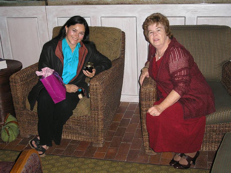 Diana and Linda 2_294928803486240511